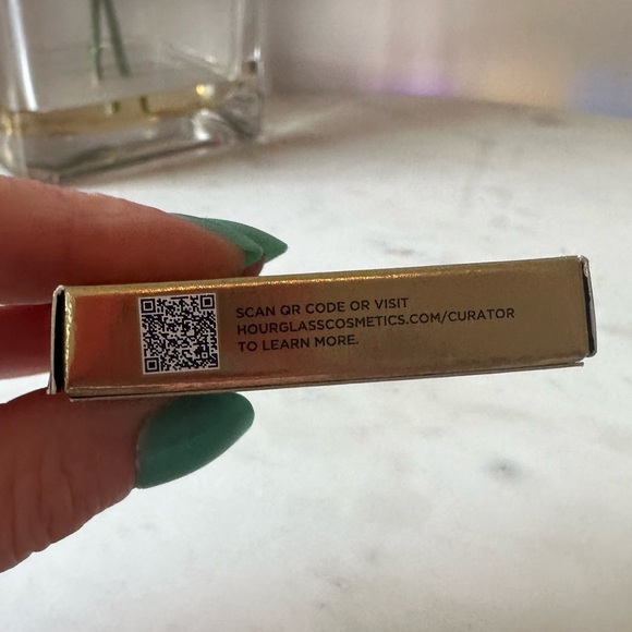 NIB - HOURGLASS Curator Eyeshadow Refill - Ice - Picture 11 of 13